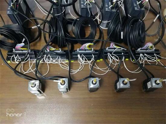 號(hào)外！號(hào)外_三菱定位新用法：FX5U內(nèi)置32軸總線(xiàn)定位！